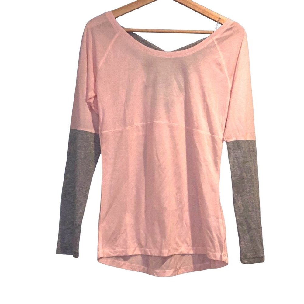 Harmony Balance Criss Cross back Long Sleeve Tee Shirt Pink Gray Small Womens